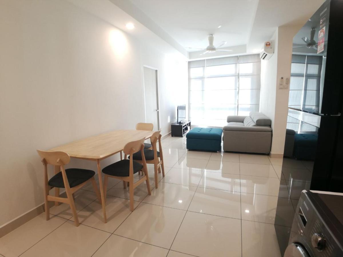 Pangsapuri Homestay2 @ Sungai Besi, Kuala Lumpur
